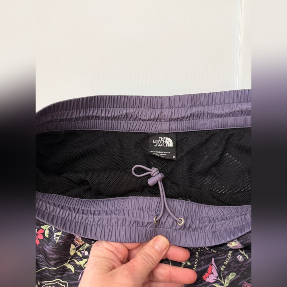 The North Face Womens Hydrenaline 2000 Shorts - M - Picture 9 of 15